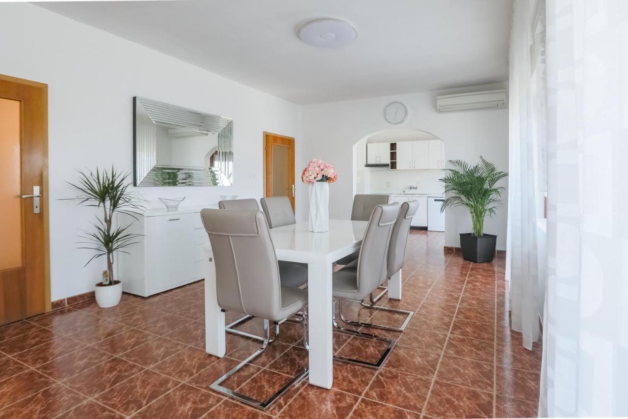 רובינייסקו סלו Apartments Zdenka מראה חיצוני תמונה
