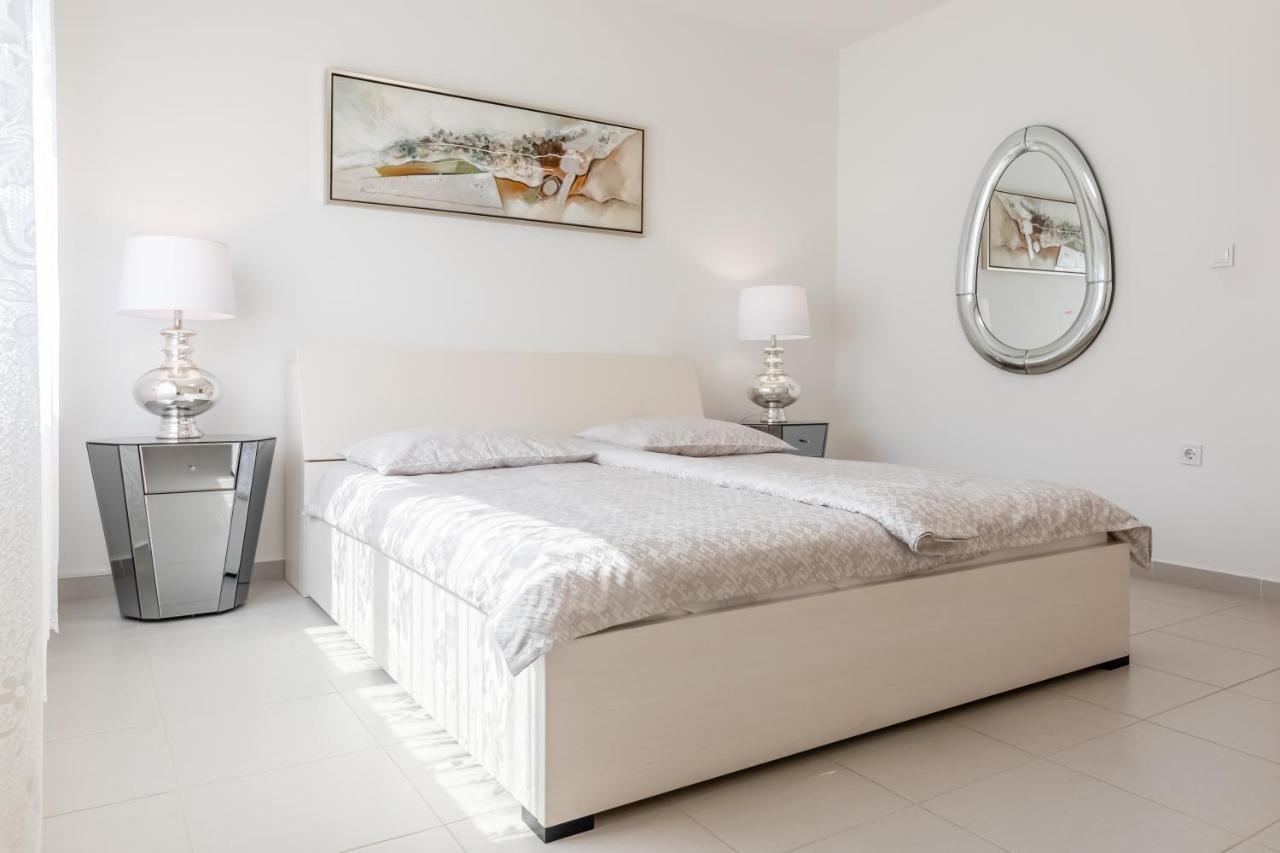 רובינייסקו סלו Apartments Zdenka מראה חיצוני תמונה